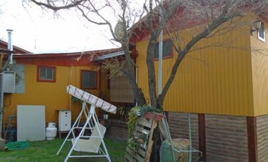 SE VENDE PARCELA CON CASA EN CONDOMINIO EN MIRAFLORES