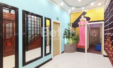 Casa comercial en venta en Cuenca cerca del mirador de Turi