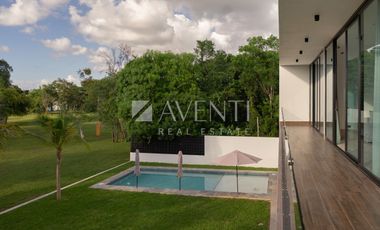 CASA EN VENTA, LAGOS DEL SOL, CANCÚN CENTRO, CANCÚN