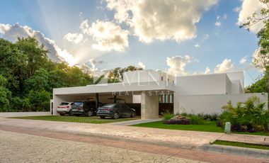 CASA EN VENTA, LAGOS DEL SOL, CANCÚN CENTRO, CANCÚN