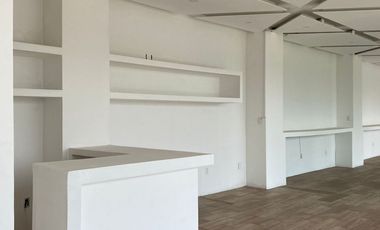 RENTA  oficina te encantará por su ubicación, luz natural, espacio interior y super acabados.