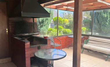 Vendemos en Temuco  amplio y luminoso departamento en Edificio El Conquistador.