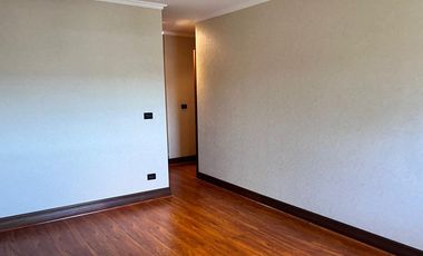 Vendemos en Temuco  amplio y luminoso departamento en Edificio El Conquistador.