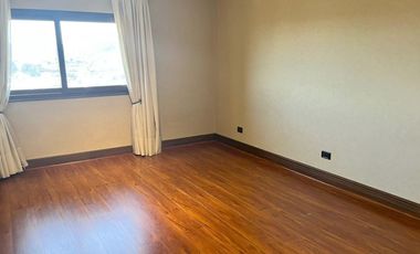 Vendemos en Temuco  amplio y luminoso departamento en Edificio El Conquistador.