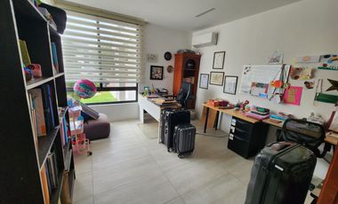 Isla Mocoli, Alquilo Hermosa casa 4 dormitorios con Piscina