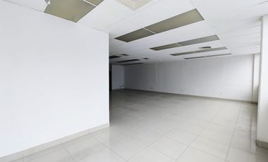 OFICINAS EN RENTA EN PLAZA SOBRE AVENIDA PRINCIPAL EN CUERNAVACA