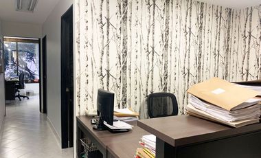 PR19271 Oficina en venta en el sector Manila