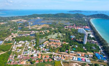 THAI POOL VILLA FOR SALE 4 BED 4 BATH 300M. TO THE SEA ONLY 7,950,000 BAHT -350m to Your Dream Home by the Sea!