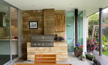 PR16170 Casa en venta en el sector Alto de las Palmas, Envigado