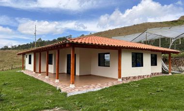 PR21798 Casa en arriendo en el sector Pantanillo