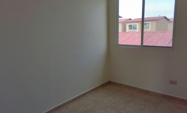 Casa de venta en la Urbanización Durán City, 3 dormitorios, por estrenar.