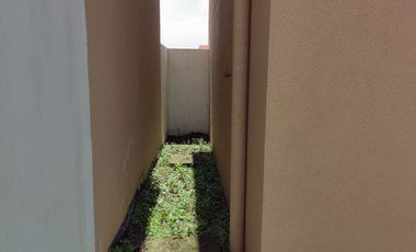 Casa de venta en la Urbanización Durán City, 3 dormitorios, por estrenar.