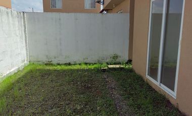 Casa de venta en la Urbanización Durán City, 3 dormitorios, por estrenar.
