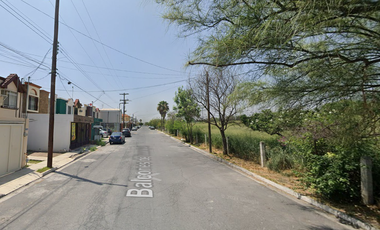 ¡¡HERMOSA CASA EN UNA DE LAS MEJORES ZONAS DE SAN NICOLAS DE LOS GARZA N. L.!!
