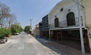 ¡¡HERMOSA CASA EN UNA DE LAS MEJORES ZONAS DE SAN NICOLAS DE LOS GARZA N. L.!!
