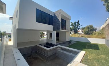 CASA EN VENTA EN EL FRACC. LOMAS DE COCOYOC