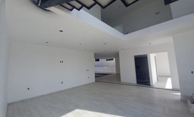 CASA EN VENTA EN EL FRACC. LOMAS DE COCOYOC
