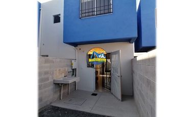 Casas con alberca excelente ubicación