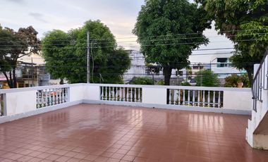 Casa remodelada en venta - Alborada IX etapa cerca de CC La Rotonda y City Mall