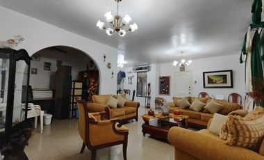 Casa remodelada en venta - Alborada IX etapa cerca de CC La Rotonda y City Mall