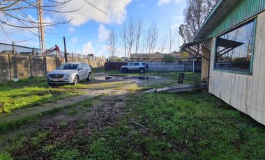 Amplio sitio en Huertos Familiares