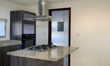 Casa en Renta en esquina Lomas de Angelópolis II, Zona Azul