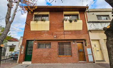 Casa en Venta de4 amb. en 2 plantas IMPECABLE