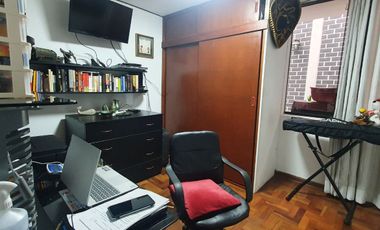 VENDO CASA CON 4 DEPARTAMENTOS -RENTA GARANTIZADA - SURCO