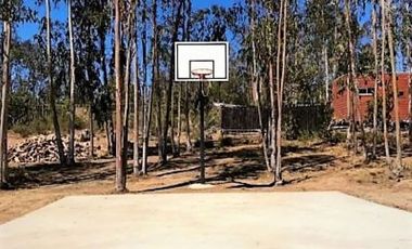VENDE PARCELA CON CASA, CONDOMINIO BOSQUEMAR DE TUNQUEN, ALGARROBO, 4 DORMITORIOS, 5 BAÑOS, PISCINA, TERRAZA Y QUINCHO, FRENTE A SANTUARIO DE LA NATUR
