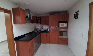 VENDO HERMOSO APARTAMENTO TIPO CASA UBICACION ESTRATEGICA