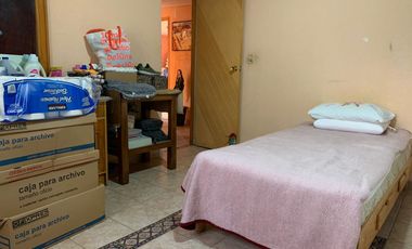 CONFORTBALE CASA EN ZONA RESIDENCIAL