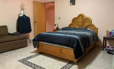 CONFORTBALE CASA EN ZONA RESIDENCIAL