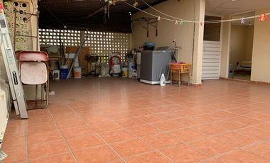CONFORTBALE CASA EN ZONA RESIDENCIAL