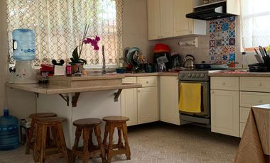 CONFORTBALE CASA EN ZONA RESIDENCIAL