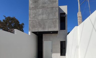 Casa en venta en Col. Ramón F Iturbe en Mazatlán, Sinaloa