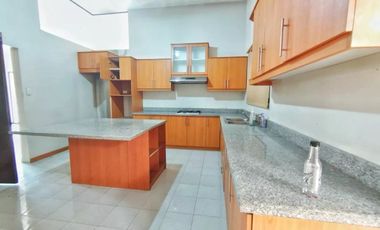 FOR RENT Semi furnished 4BR House in White Plains, Quezon City - OBRH541