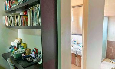 FOR RENT Semi furnished 4BR House in White Plains, Quezon City - OBRH541