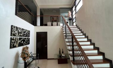 FOR RENT Semi furnished 4BR House in White Plains, Quezon City - OBRH541