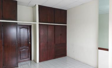 Departamento de alquiler en la Ave 25 de Julio, 3 dormitorios.