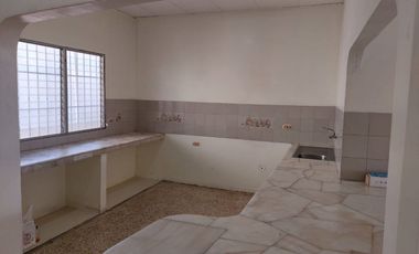 Departamento de alquiler en la Ave 25 de Julio, 3 dormitorios.