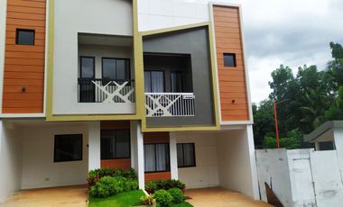 RFO House and Lot for Sale In Marikina Heights with 3 bedrooms and 1 car garage PH2029