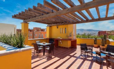 Condo Planta baja con jardín, casa club, alberca y gym, venta, Carretera San Miguel, San Miguel De Allende.
