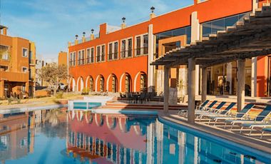 Condo Planta baja con jardín, casa club, alberca y gym, venta, Carretera San Miguel, San Miguel De Allende.
