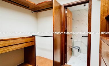 Residencia en Venta con Recamara en Planta Baja y Alberca Canteras $19,200,000