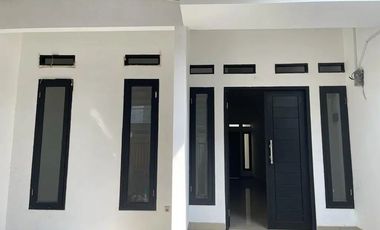 Rumah Baru Luas 100 Minimalis Cipete