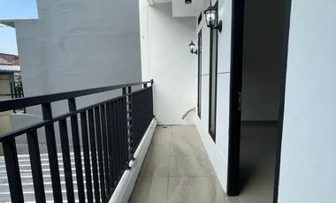 Rumah Baru Luas 100 Minimalis Cipete