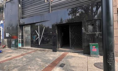 En venta local comercial en Urdesa central. (JP)