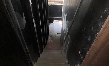 En venta local comercial en Urdesa central. (JP)