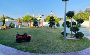 Detached 2-Storey 5 Bedroom House in San Sai for Sale