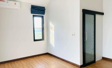 Detached 2-Storey 5 Bedroom House in San Sai for Sale